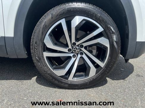 Used 2023 Volkswagen Atlas SEL AWD/4WD image 26