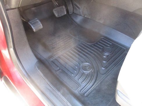 Used 2018 GMC Canyon SLE AWD/4WD image 15