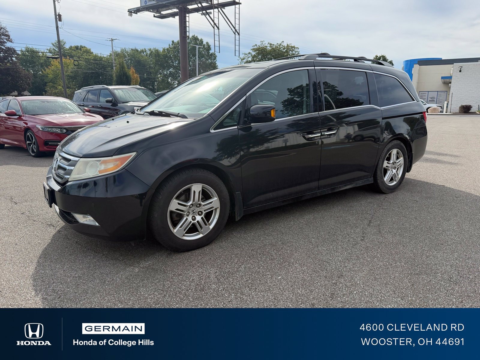 Used 2012 Honda Odyssey Touring image 1