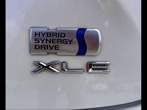 Used 2013 Toyota Avalon XLE Touring FWD image 10
