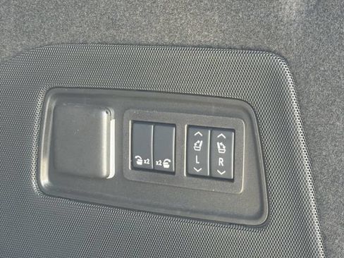 Used 2025 Cadillac Escalade Sport w/ LPO, Floor Liner Package RWD image 34