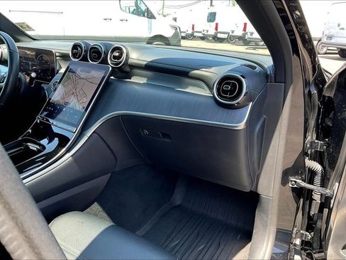 Certified 2023 Mercedes-Benz GLC 300 4MATIC image 28