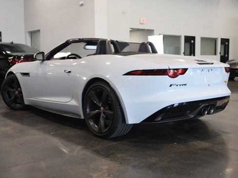 Used 2018 Jaguar F-TYPE 400 Sport AWD/4WD image 5
