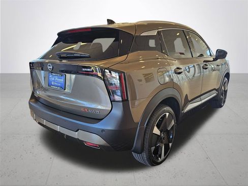 New 2026 Nissan Kicks SR w/ SR Premium Package image 7