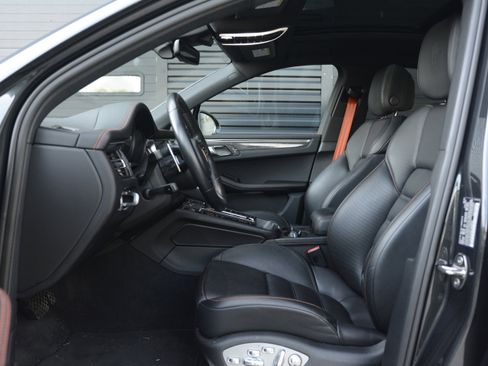 Certified 2024 Porsche Macan GTS AWD/4WD image 15