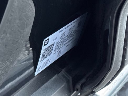 Used 2024 Cadillac Escalade Luxury image 30