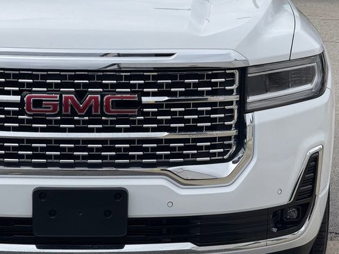 Used 2023 GMC Acadia Denali image 7