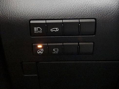 Used 2022 Lexus RX 350L FWD w/ Premium Package image 29