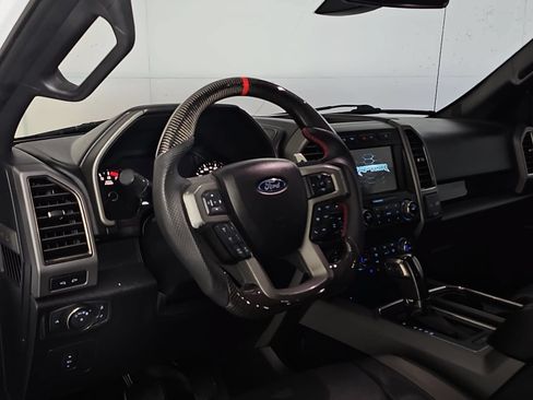 Used 2018 Ford F150 Raptor w/ Equipment Group 802A Luxury AWD/4WD image 14