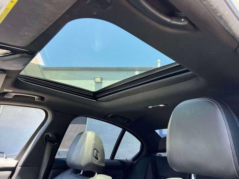 Used 2022 BMW 330i Sedan w/ Driving Assistance Package RWD image 25