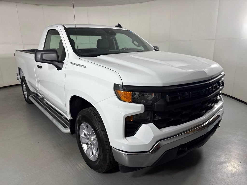 Used 2025 Chevrolet Silverado 1500 W/T RWD image 2