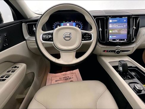 Certified 2023 Volvo XC60 B5 Plus w/ Protection Package Premier image 8
