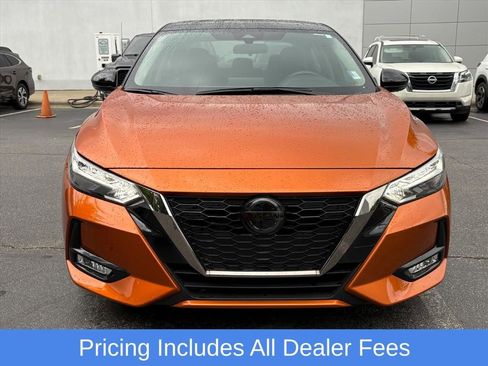 Used 2022 Nissan Sentra SR w/ Lighting Package FWD image 3