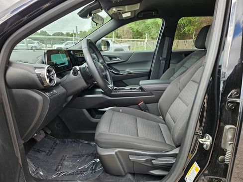 Used 2025 Chevrolet Equinox LT FWD image 22