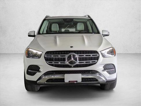 Certified 2025 Mercedes-Benz GLE 350 4MATIC image 2