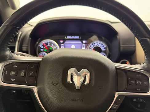 Used 2022 RAM 1500 Laramie AWD/4WD image 26
