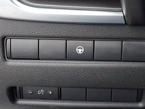 Certified 2023 Nissan Rogue SV image 26