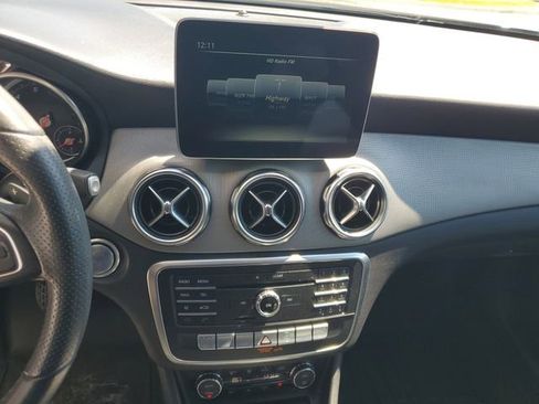 Used 2020 Mercedes-Benz GLA 250 GLA 250 image 15