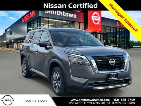 Certified 2023 Nissan Pathfinder SL image 1