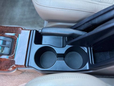 Used 2000 Toyota 4Runner Limited image 24