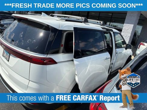 Used 2024 Kia Carnival SX Prestige FWD image 4
