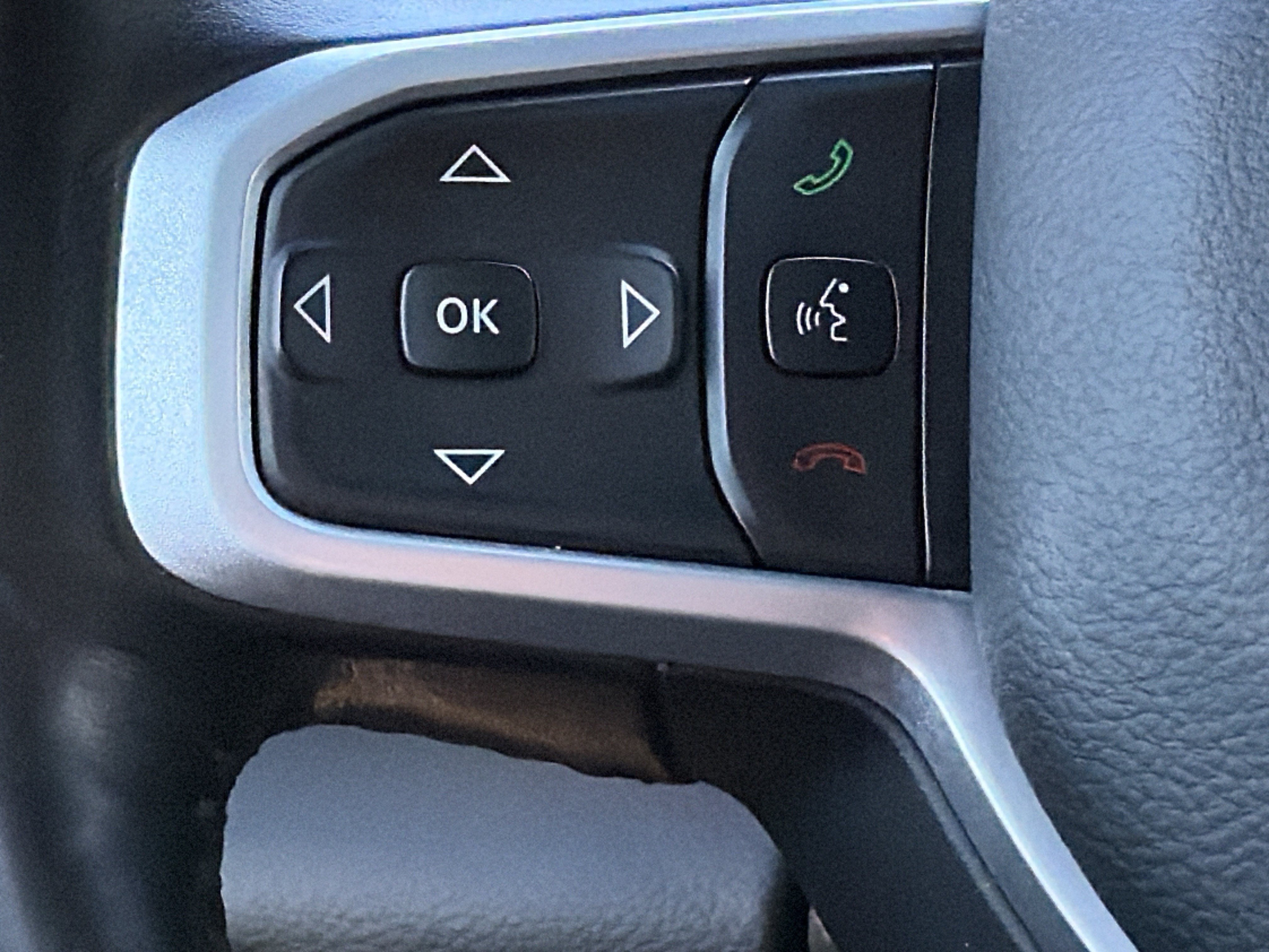 Used 2020 RAM 1500 Big Horn AWD/4WD image 29