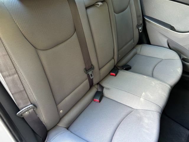 Used 2013 Hyundai Elantra GLS w/ Preferred Pkg FWD image 26