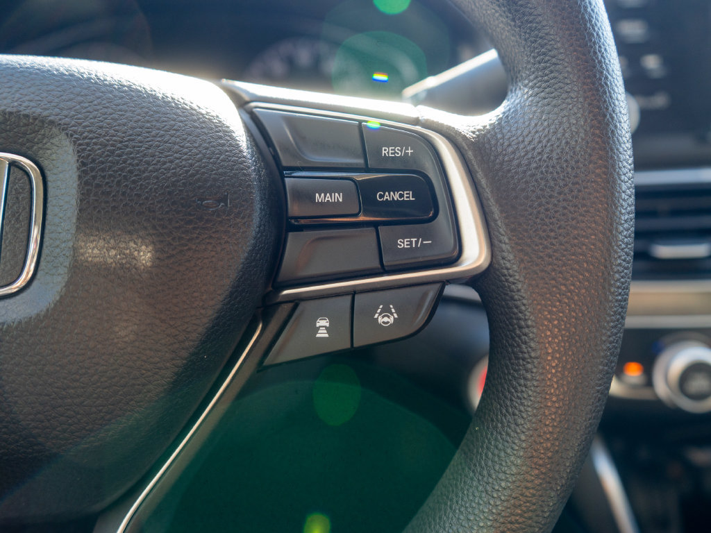Used 2019 Honda Accord LX image 18