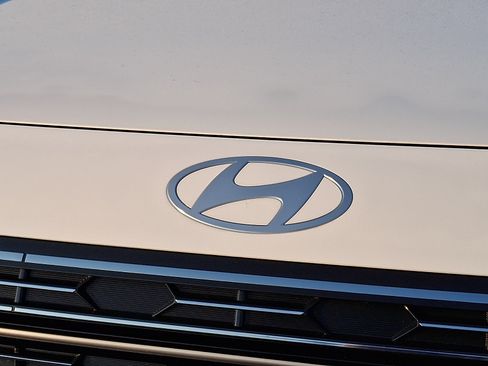 Used 2026 Hyundai Palisade Calligraphy FWD image 8