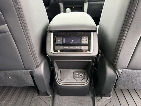 New 2026 Subaru Ascent Premium image 24
