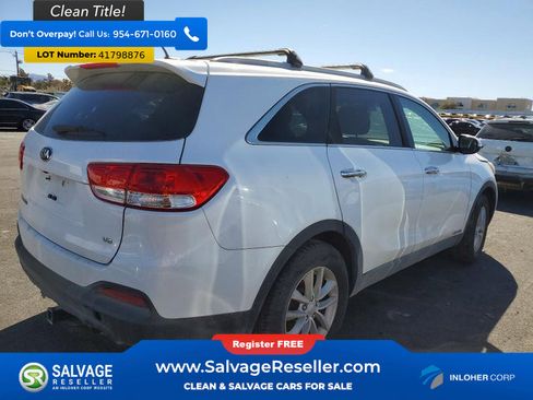Used 2017 Kia Sorento Suv image 4