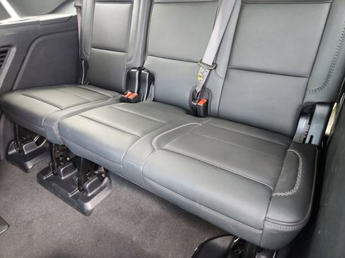 Used 2025 GMC Yukon Denali image 18