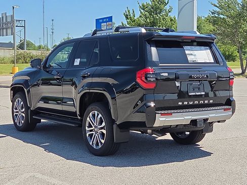 New 2026 Toyota 4Runner Limited AWD/4WD image 3