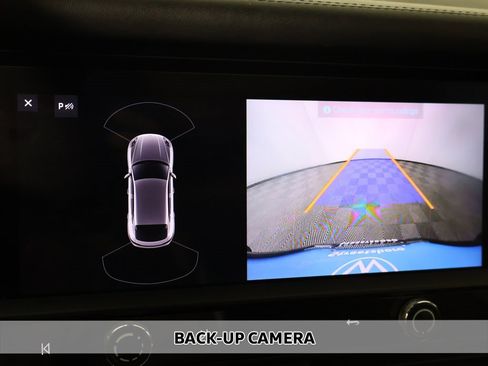 Used 2022 Porsche Macan GTS w/ Premium Package Plus image 7