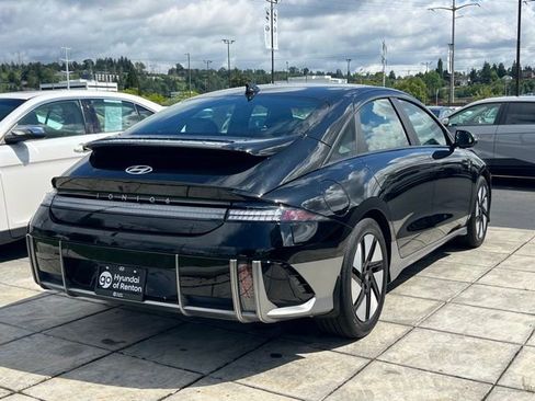 Certified 2024 Hyundai Ioniq 6 SE RWD image 9