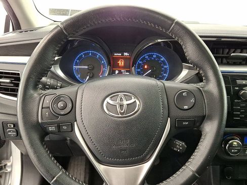 Used 2014 Toyota Corolla S image 16