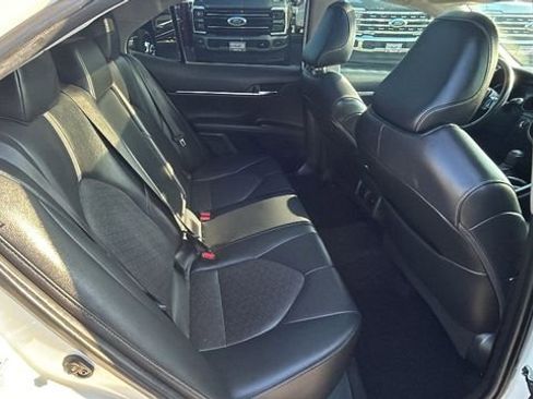 Used 2021 Toyota Camry XSE image 13