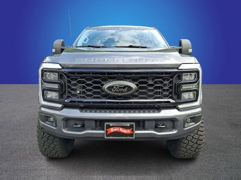 Used 2026 Ford F250 XLT w/ XLT Premium Package AWD/4WD image 2