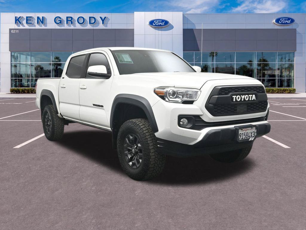 Used 2021 Toyota Tacoma SR5 w/ Trail Edition AWD/4WD image 18