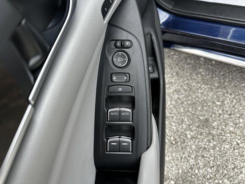 Used 2018 Honda Accord EX-L image 9