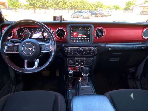 Used 2021 Jeep Wrangler Unlimited Rubicon AWD/4WD image 16