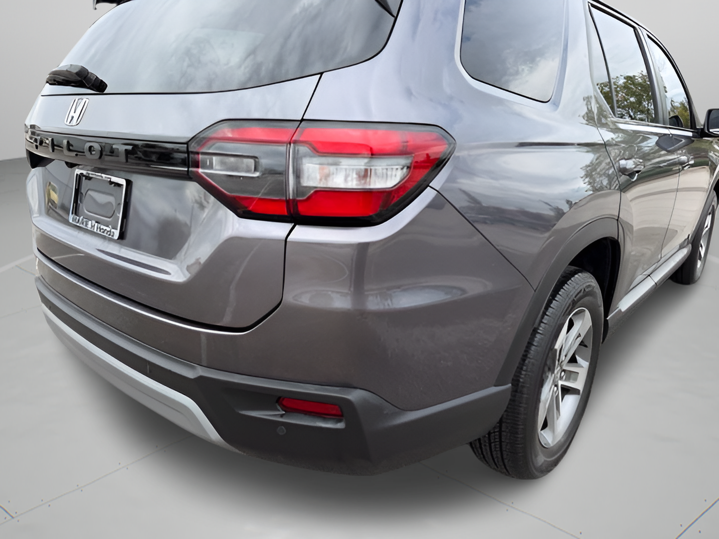 Used 2024 Honda Pilot EX-L image 32