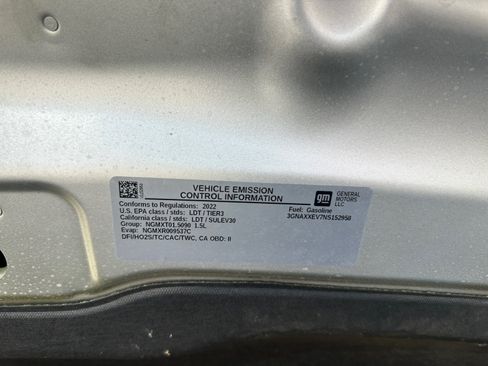Used 2022 Chevrolet Equinox Premier AWD/4WD image 28