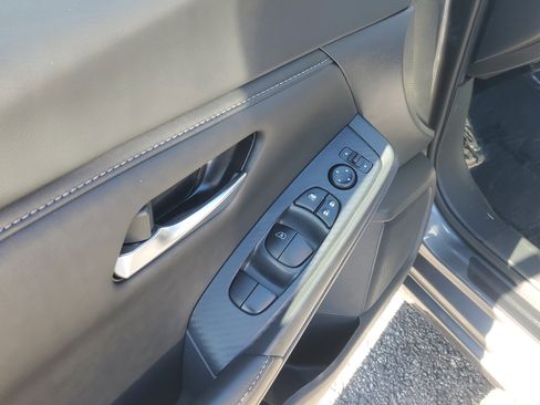 Certified 2025 Nissan Sentra SV w/ Trunk Package image 16