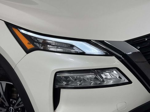 Used 2023 Nissan Rogue SV AWD/4WD image 15