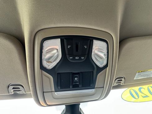 Used 2020 RAM 1500 Big Horn AWD/4WD image 25