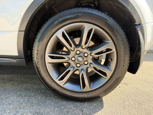 Used 2018 Land Rover Range Rover Evoque Landmark Edition image 35