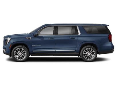 New 2026 GMC Yukon XL Denali w/ Sun & Power Step Package