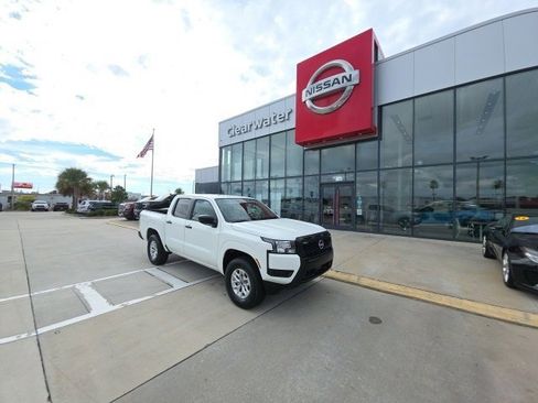 Used 2025 Nissan Frontier S image 2