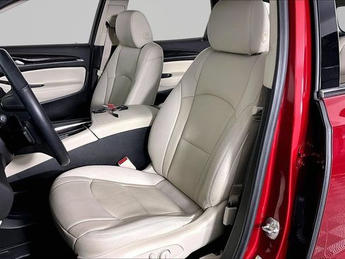 Used 2024 Buick Enclave Essence FWD image 20